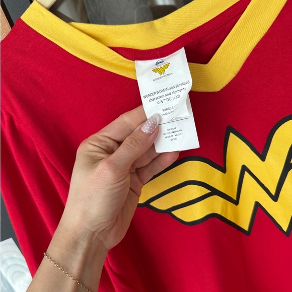 Wonder Woman superhero costume long sleeve top tee cape superman halloween - Picture 3 of 7